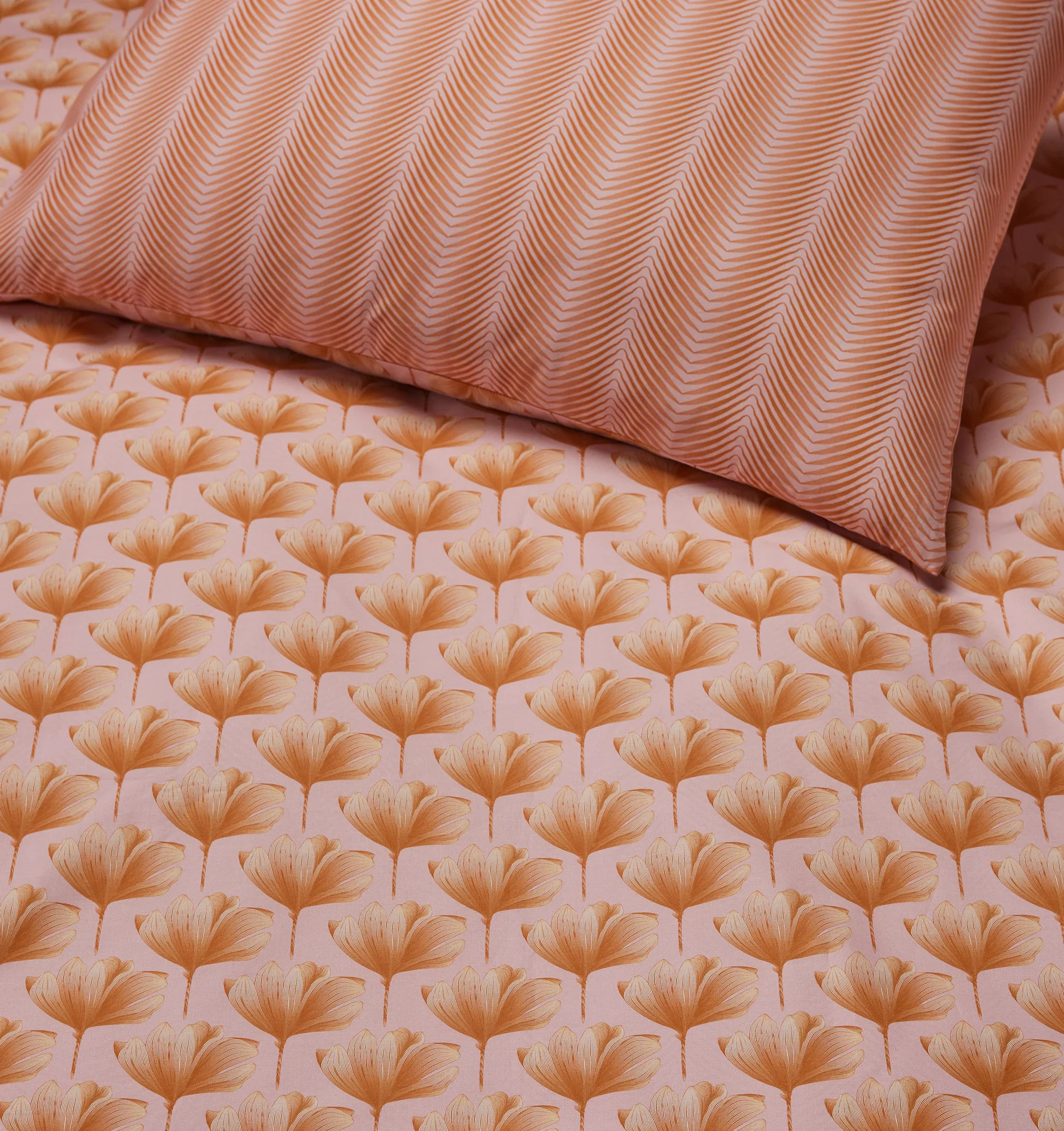 Edna Duvet Cover - Image 4