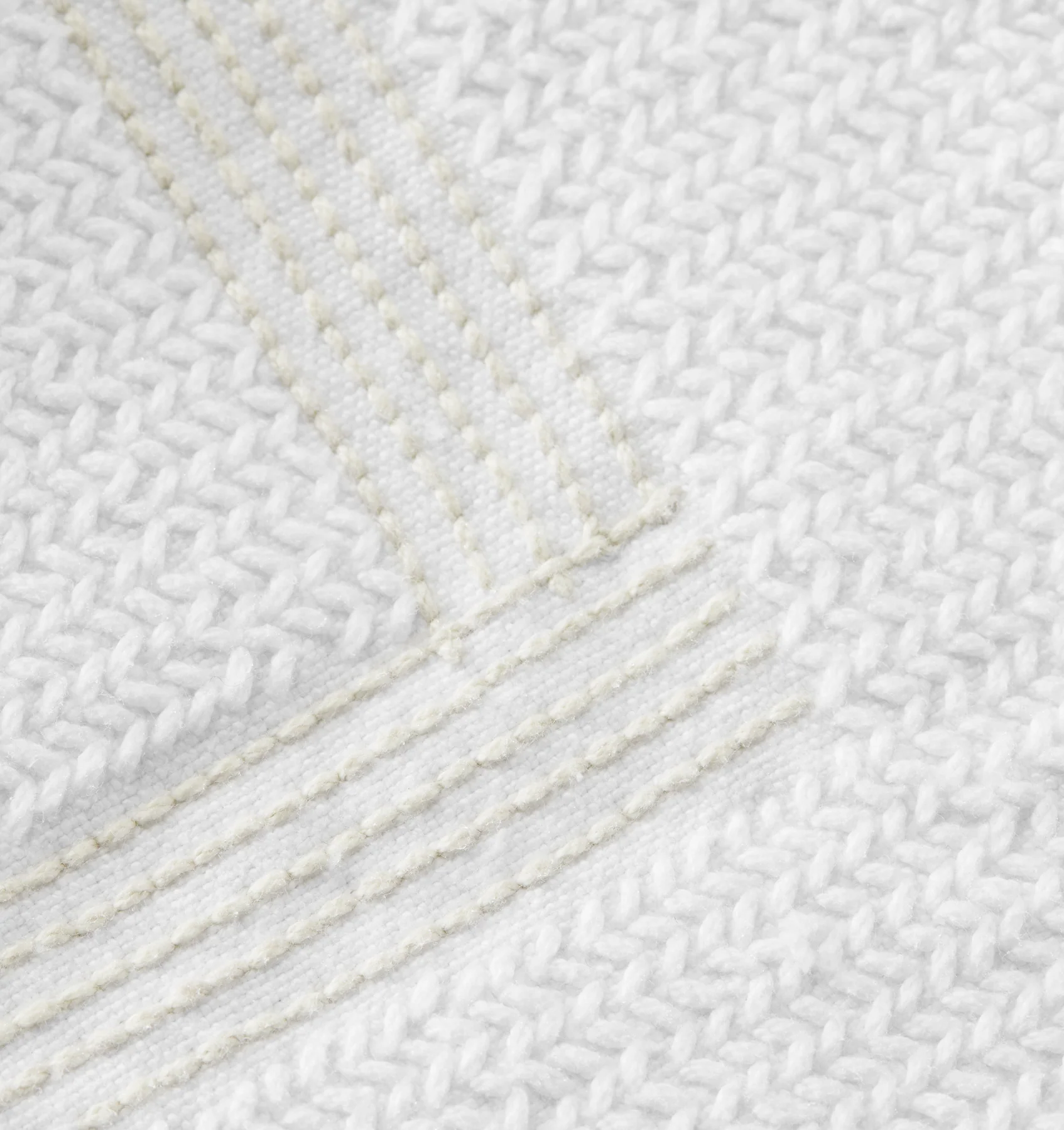 Lindo Bath Rug - Image 21