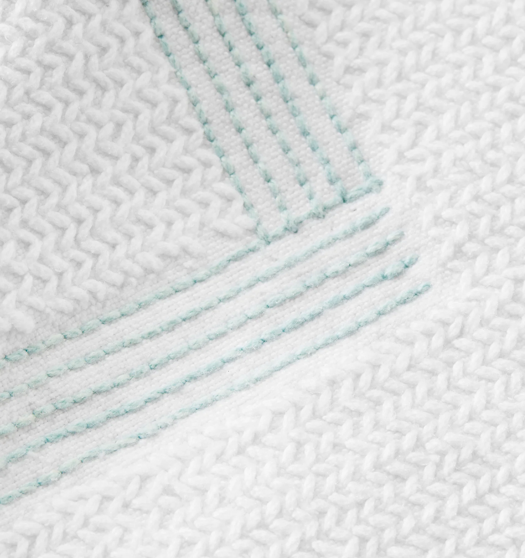 Lindo Bath Rug - Image 29