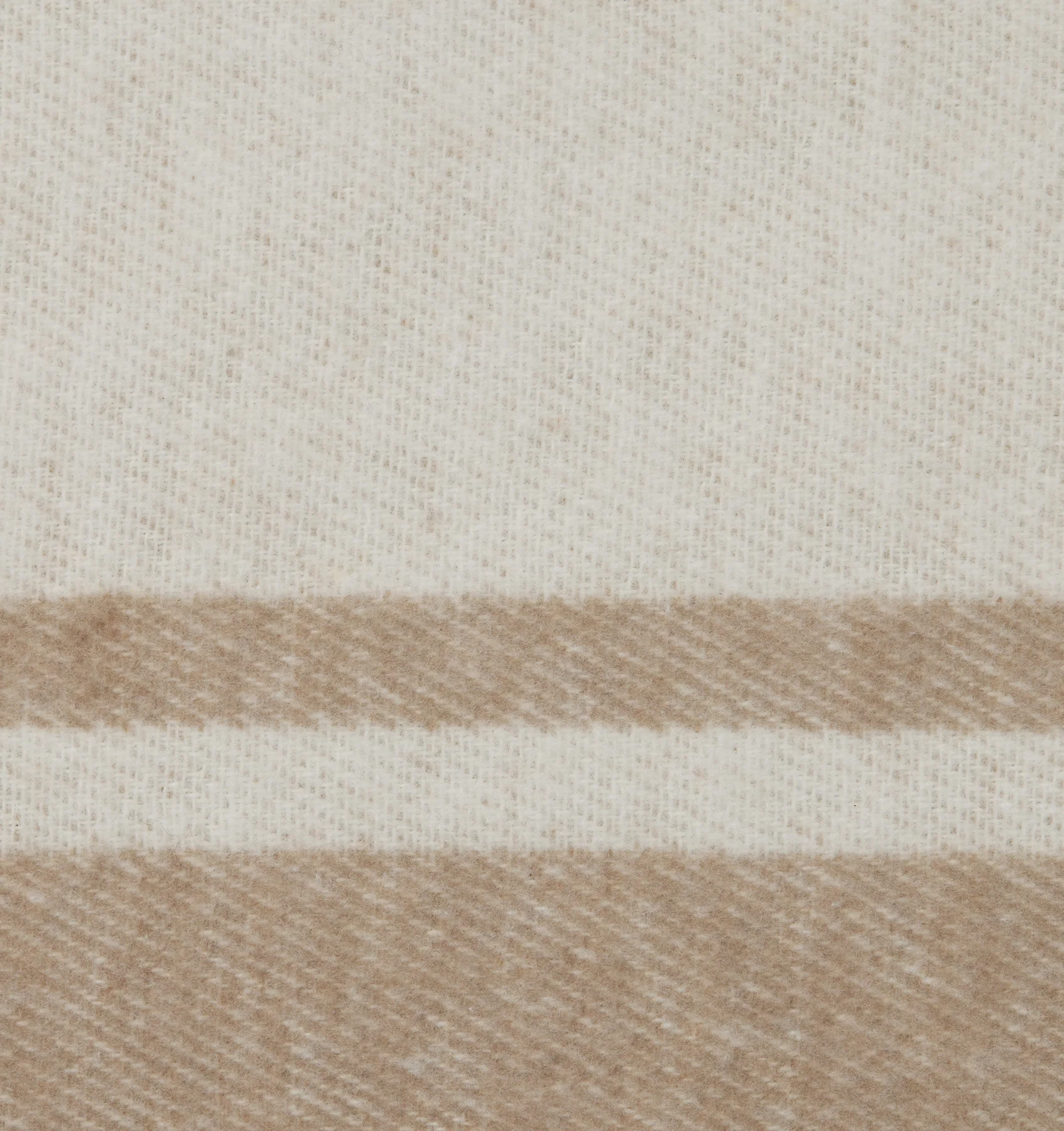 Viletta Throw - Image 20